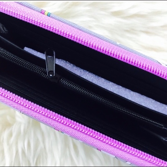 Unicorn 🦄 Faux Leather Wallet - Picture 6 of 6